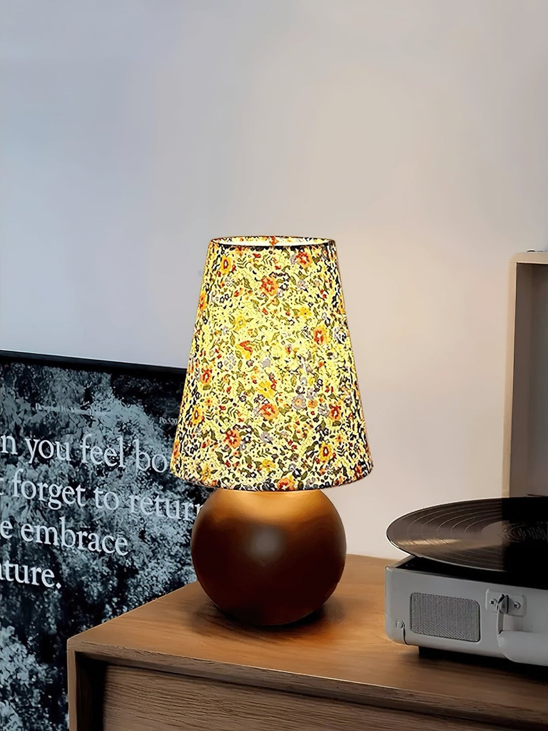 Elara Floral Glow Table Lamp - Vakkerlight