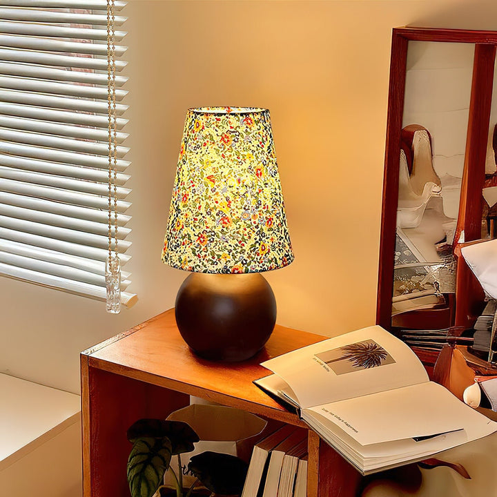 Elara Floral Glow Table Lamp - Vakkerlight