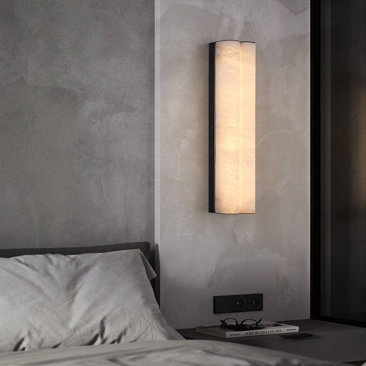 Elaris Alabaster Column Wall Light - Vakkerlight