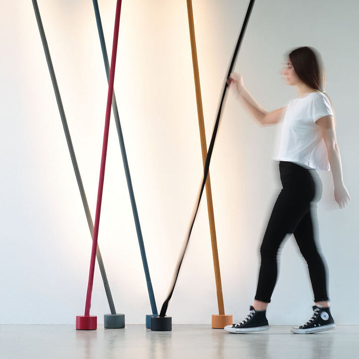 Elastica Arbitrary Floor Lamp - Vakkerlight