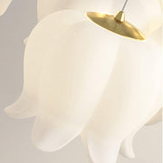 Elegant Floral Pendant Light - Vakkerlight