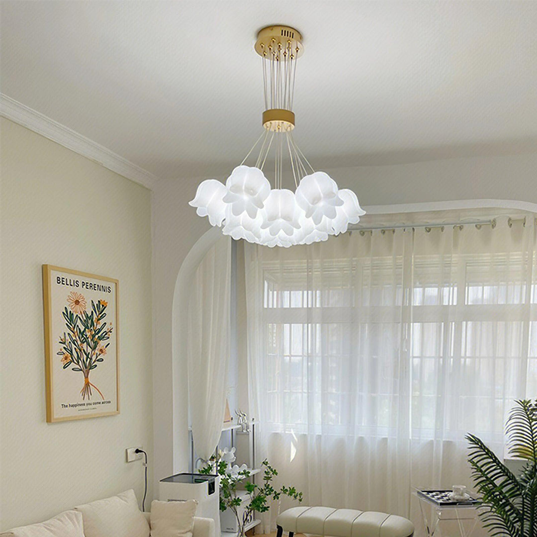 Elegant Floral Pendant Light - Vakkerlight