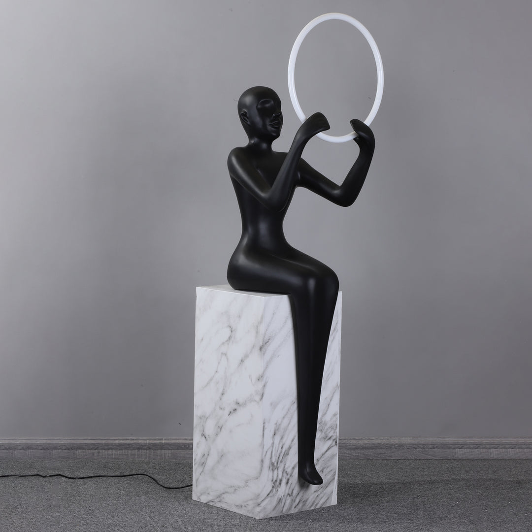 Elena Sculpture Floor Lamp - Vakkerlight