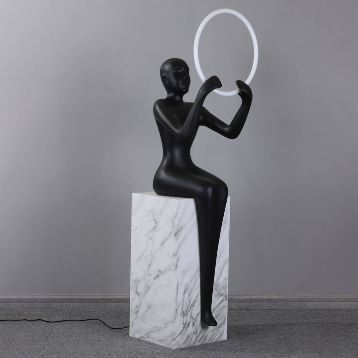 Elena Sculpture Floor Lamp - Vakkerlight