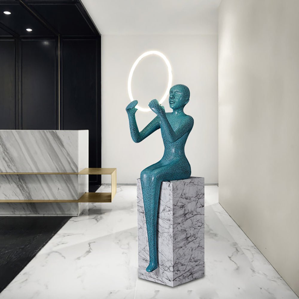 Elena Sculpture Floor Lamp - Vakkerlight