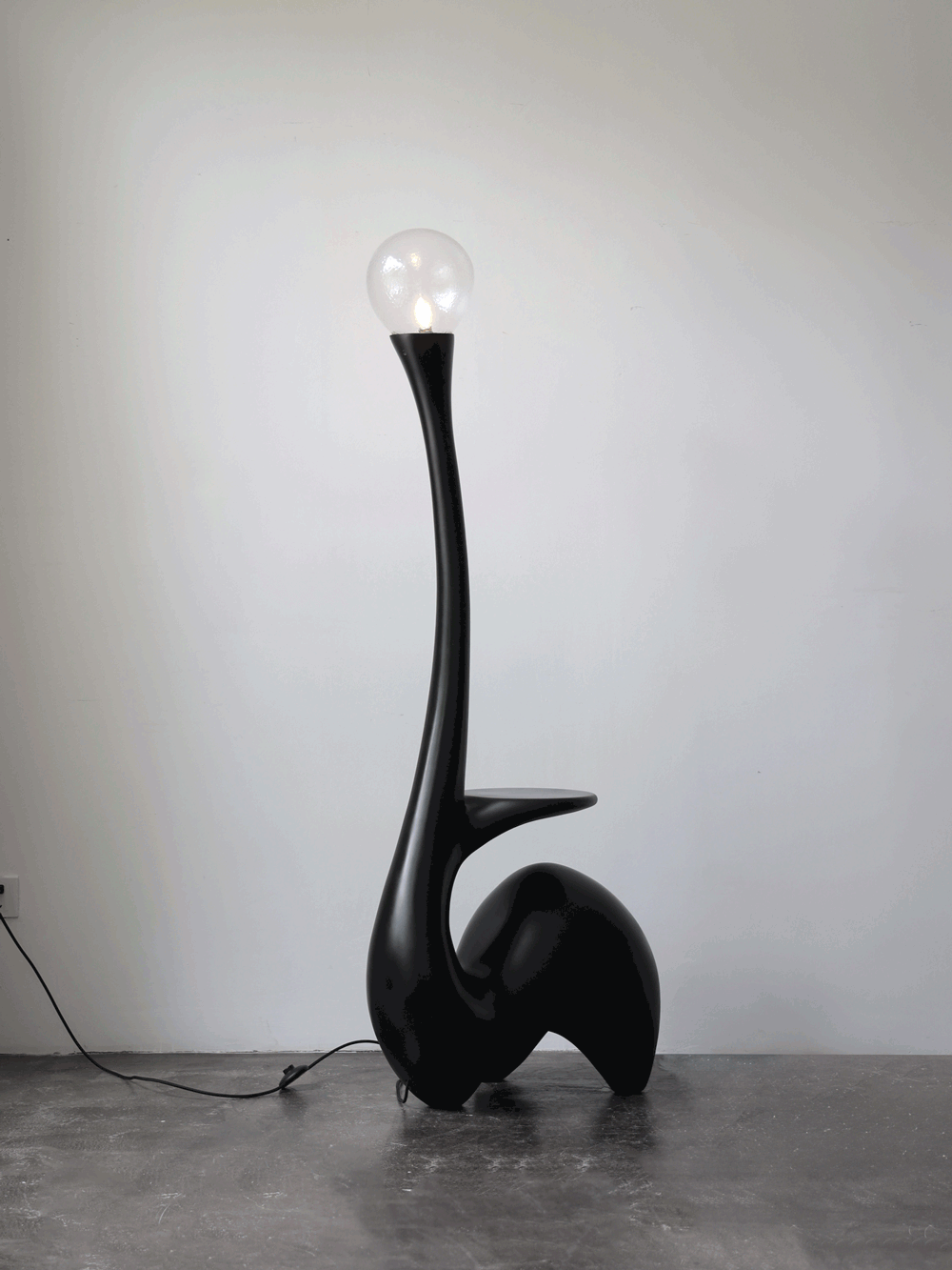 Elero Sculptural Floor Lamp