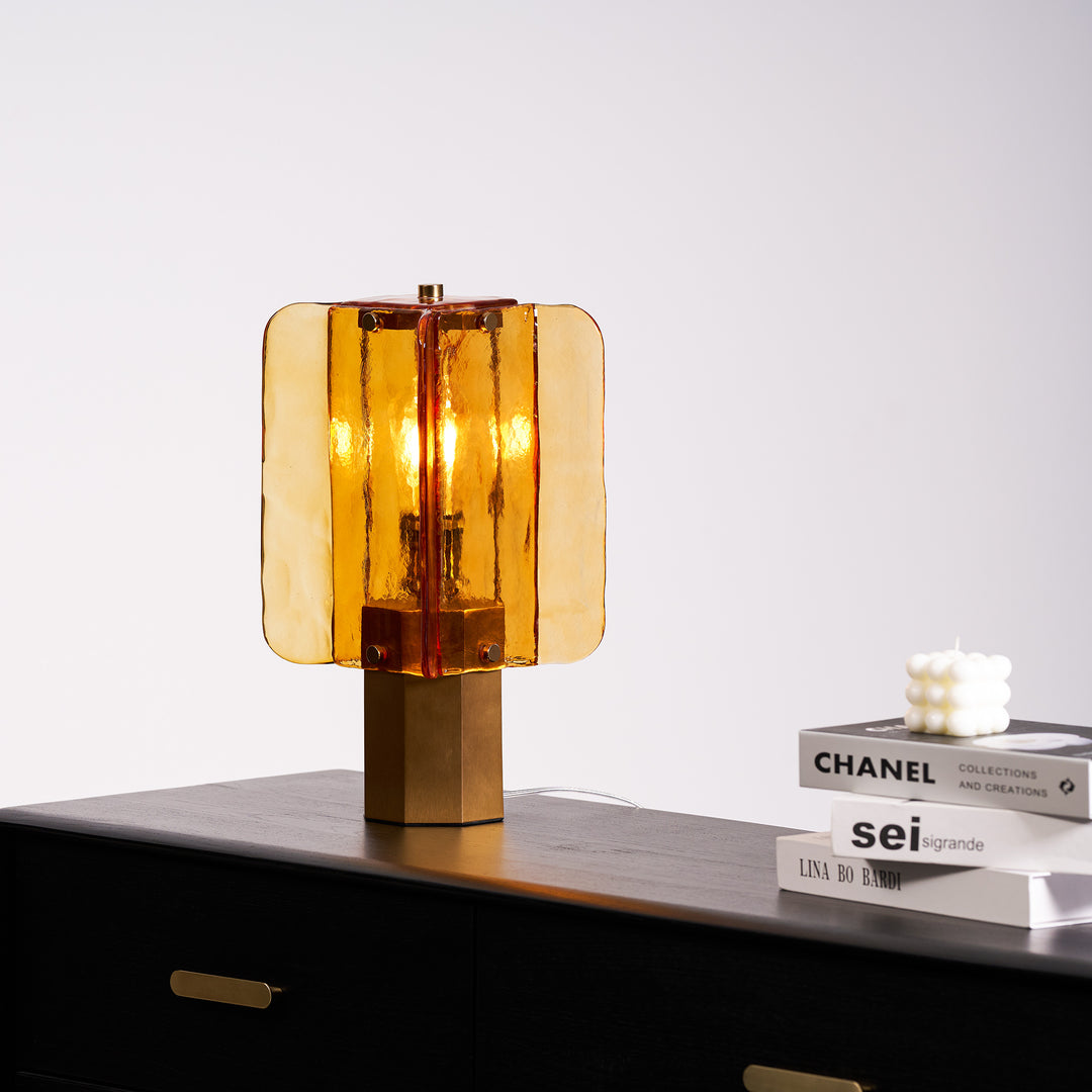 Aurelia Glass Table Lamp - Vakkerlight