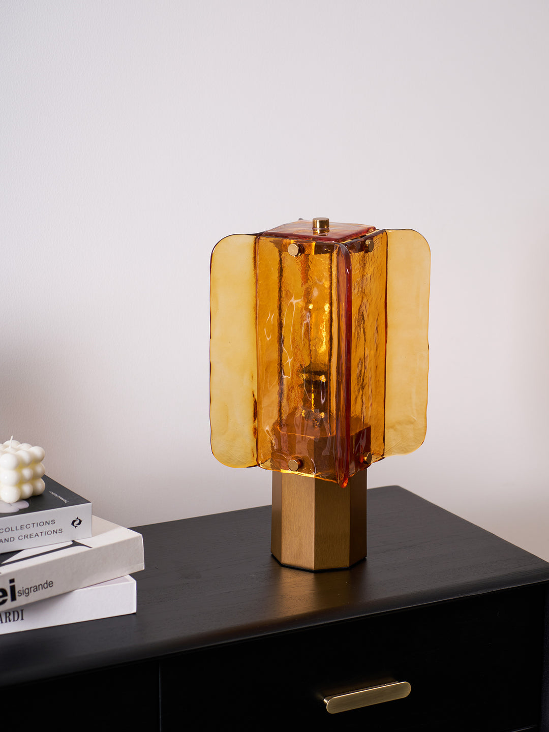 Aurelia Glass Table Lamp - Vakkerlight