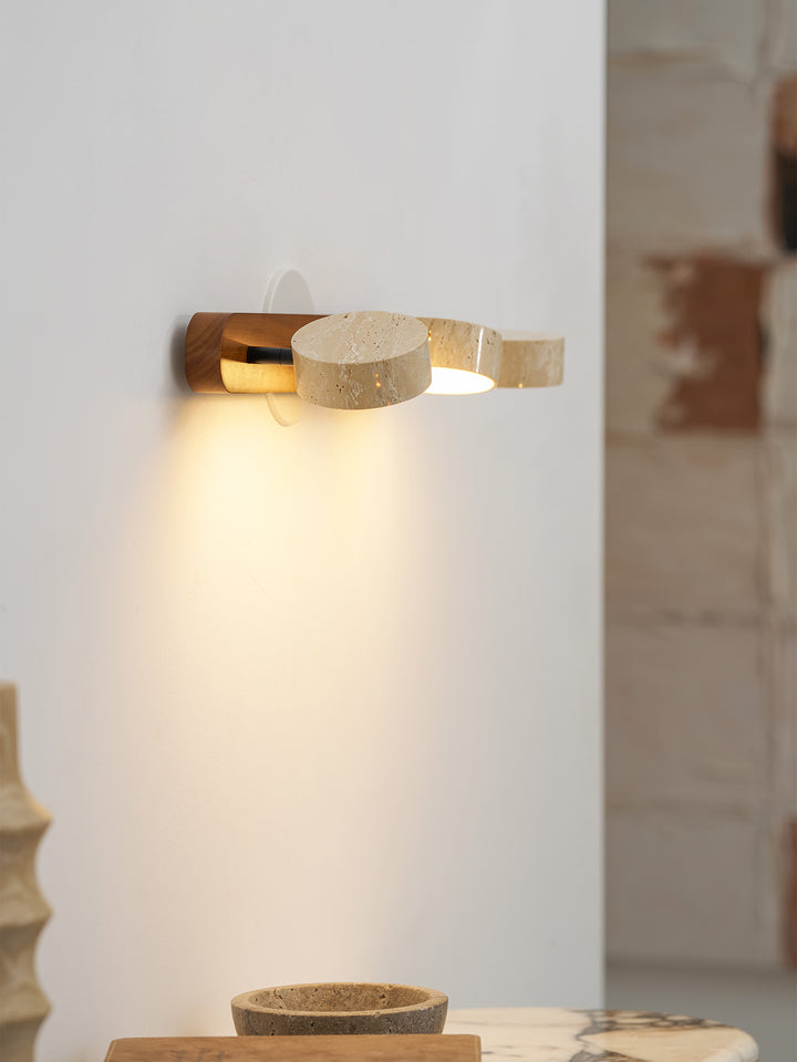Lampada da parete Duo in travertino