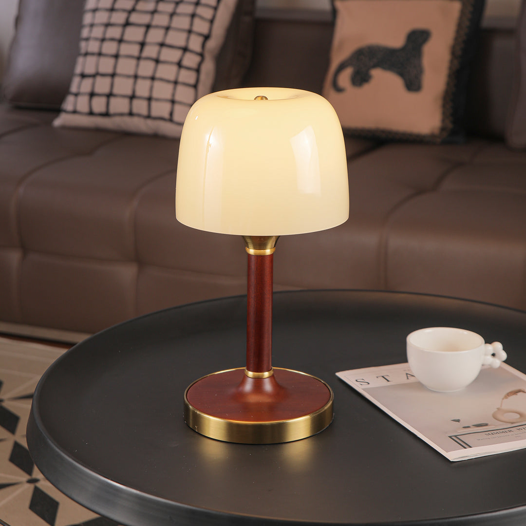 Elio Table Lamp