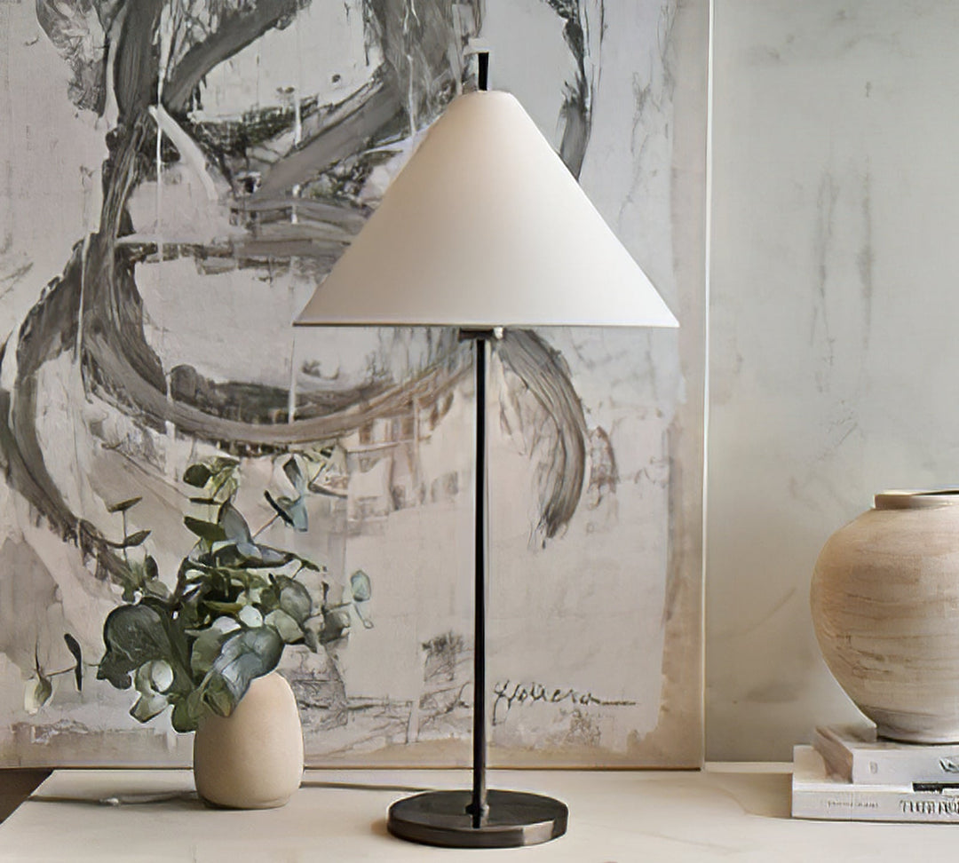 Ellis Table Lamp - Vakkerlight