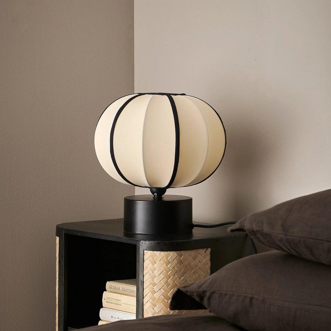 Ellos Table Lamp - Vakkerlight