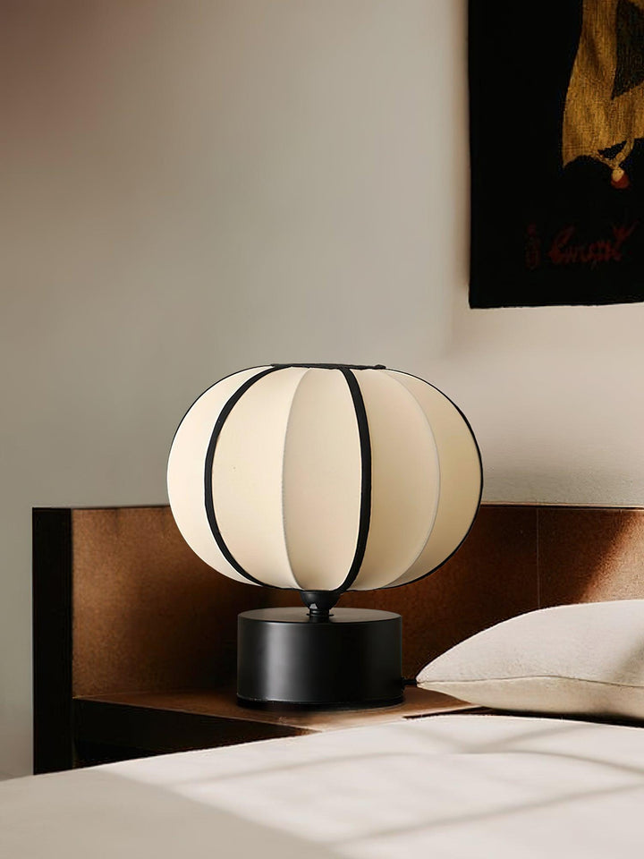 Ellos Table Lamp - Vakkerlight