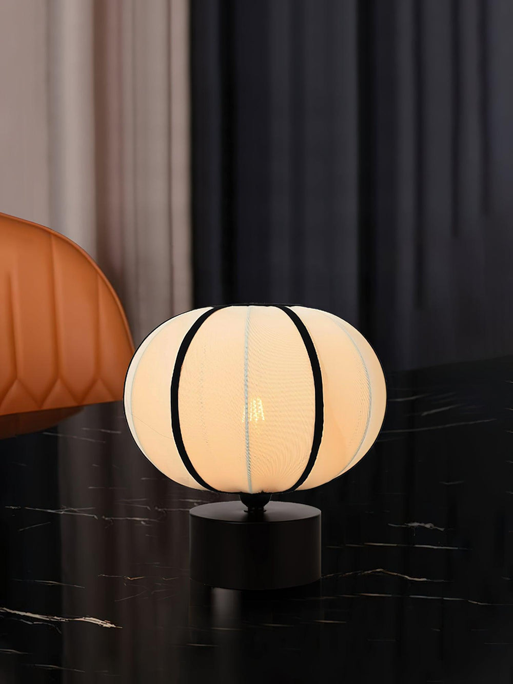 Ellos Table Lamp - Vakkerlight