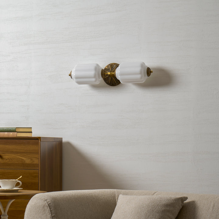 Elliot Glass Wall Sconce - Vakkerlight