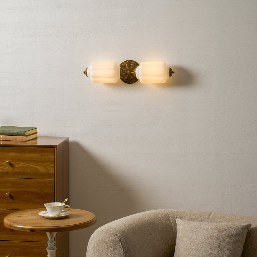 Elliot Glass Wall Sconce - Vakkerlight