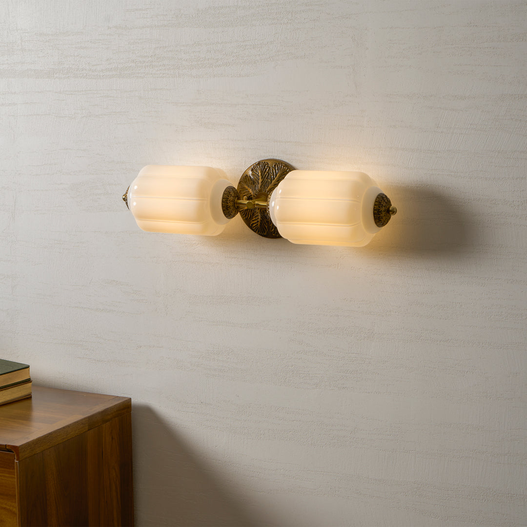 Elliot Glass Wall Sconce - Vakkerlight