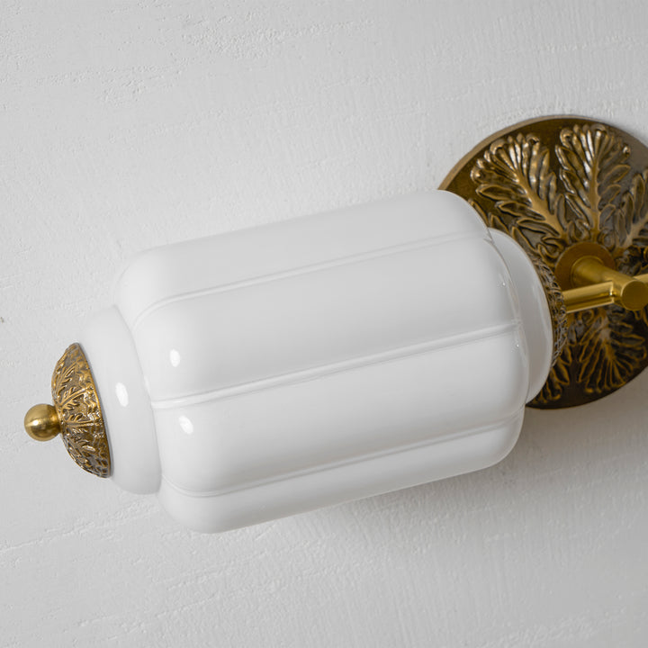 Elliot Glass Wall Sconce - Vakkerlight