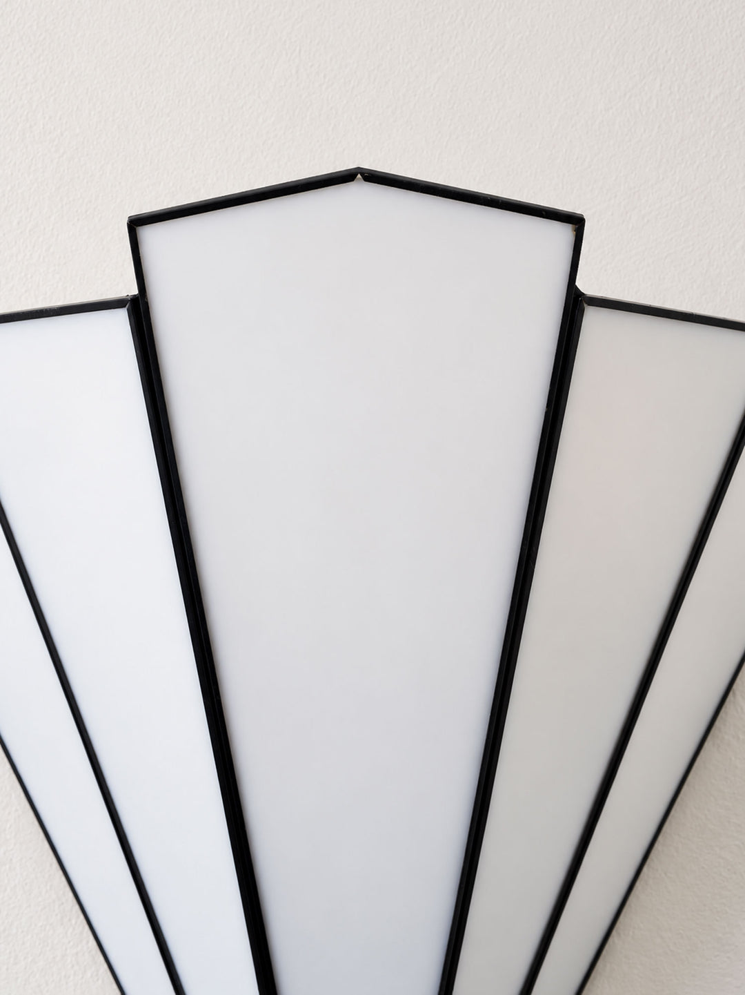 Elowen Deco Wandleuchte