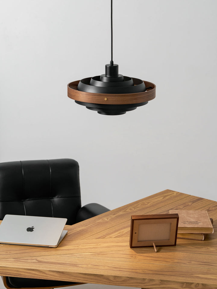 Elric Pendant Light