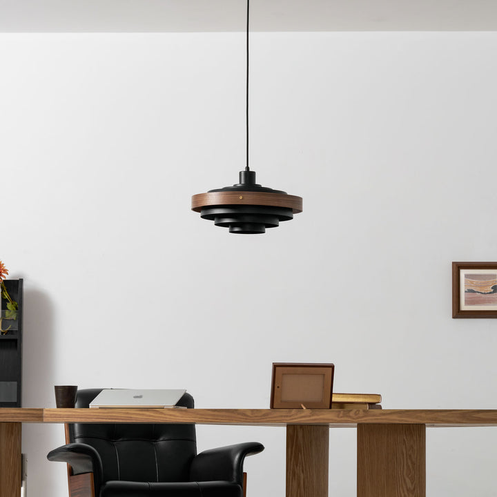 Elric Pendant Light