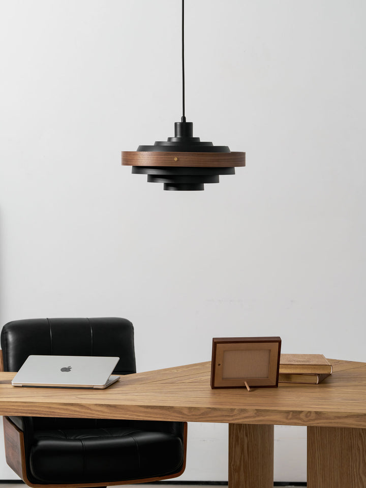 Elric Pendant Light