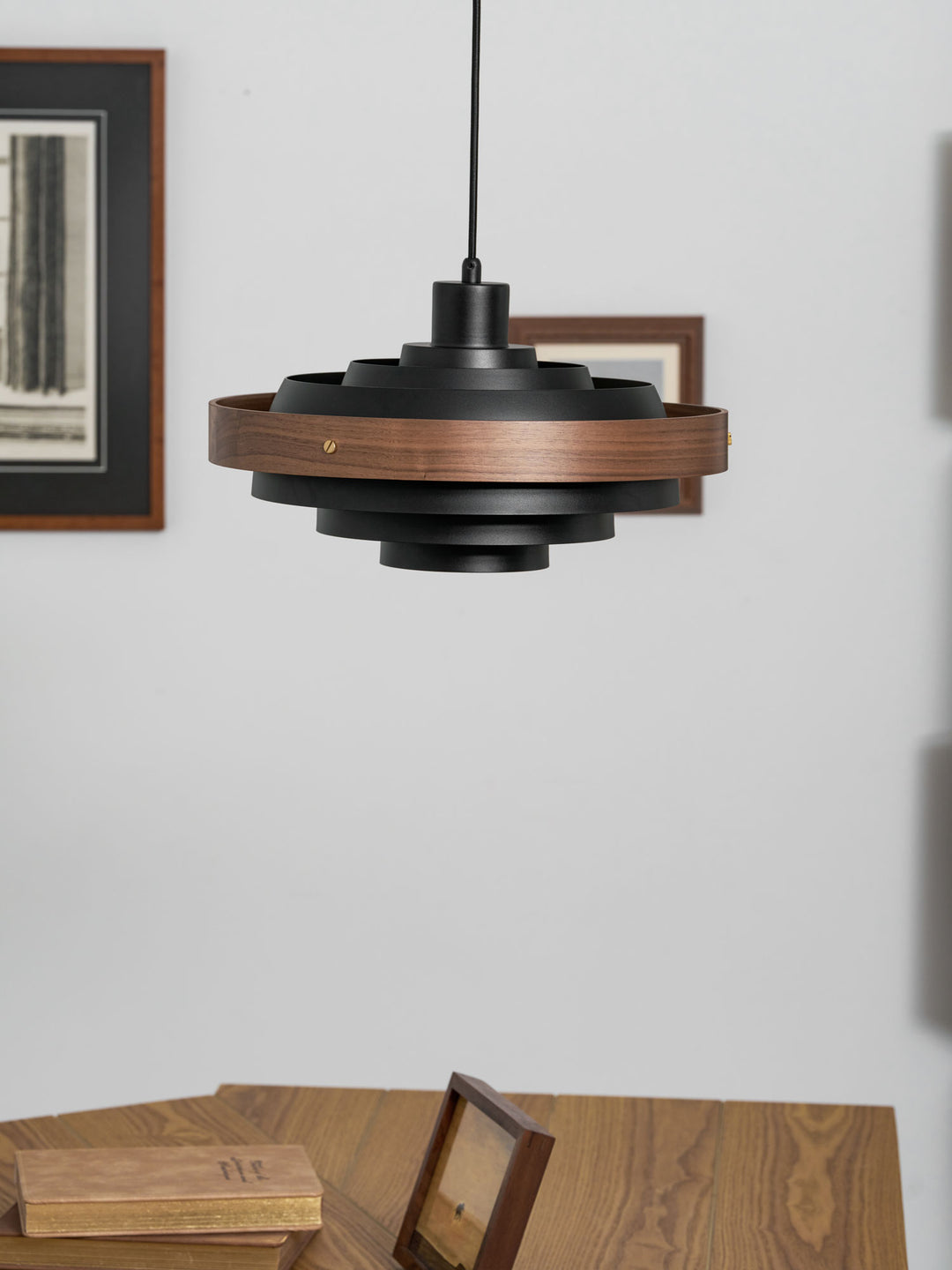 Elric Pendant Light