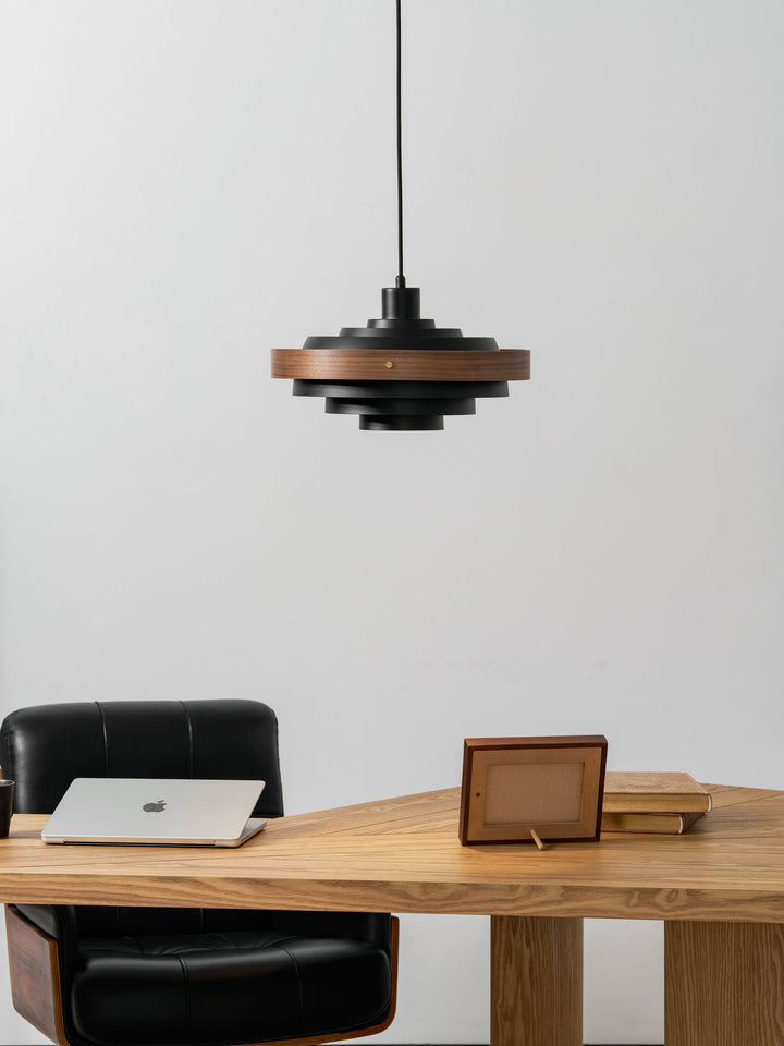 Elric Pendant Light