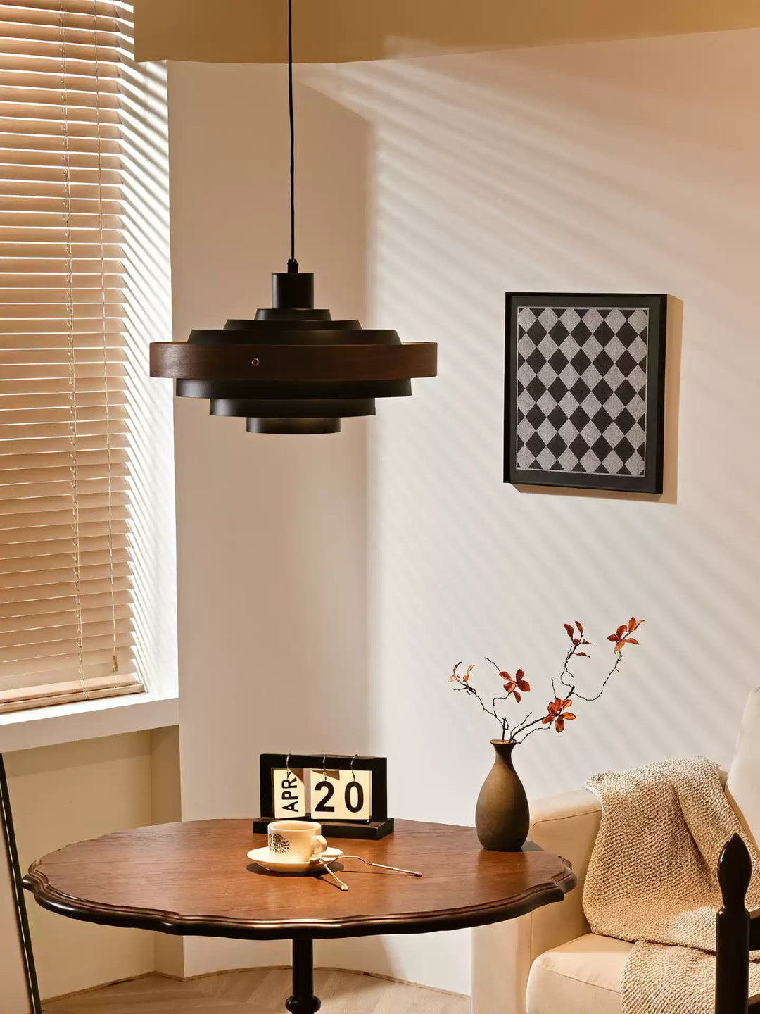 Elric Pendant Light - Vakkerlight