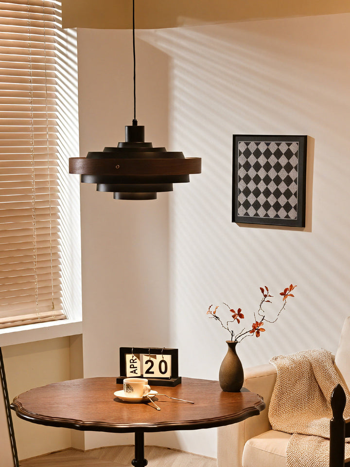 Elric Pendant Light - Vakkerlight