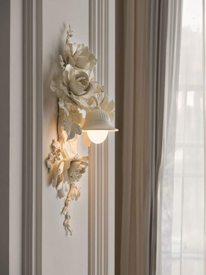 Elyndra Bloom Wall Sconce - Vakkerlight
