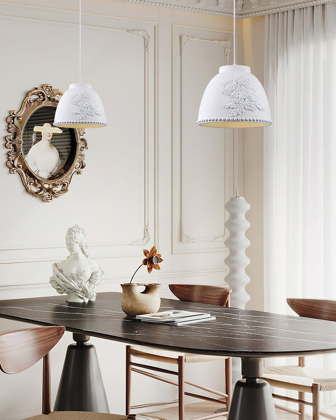 Embossed Flora Pendant Lamp - Vakkerlight