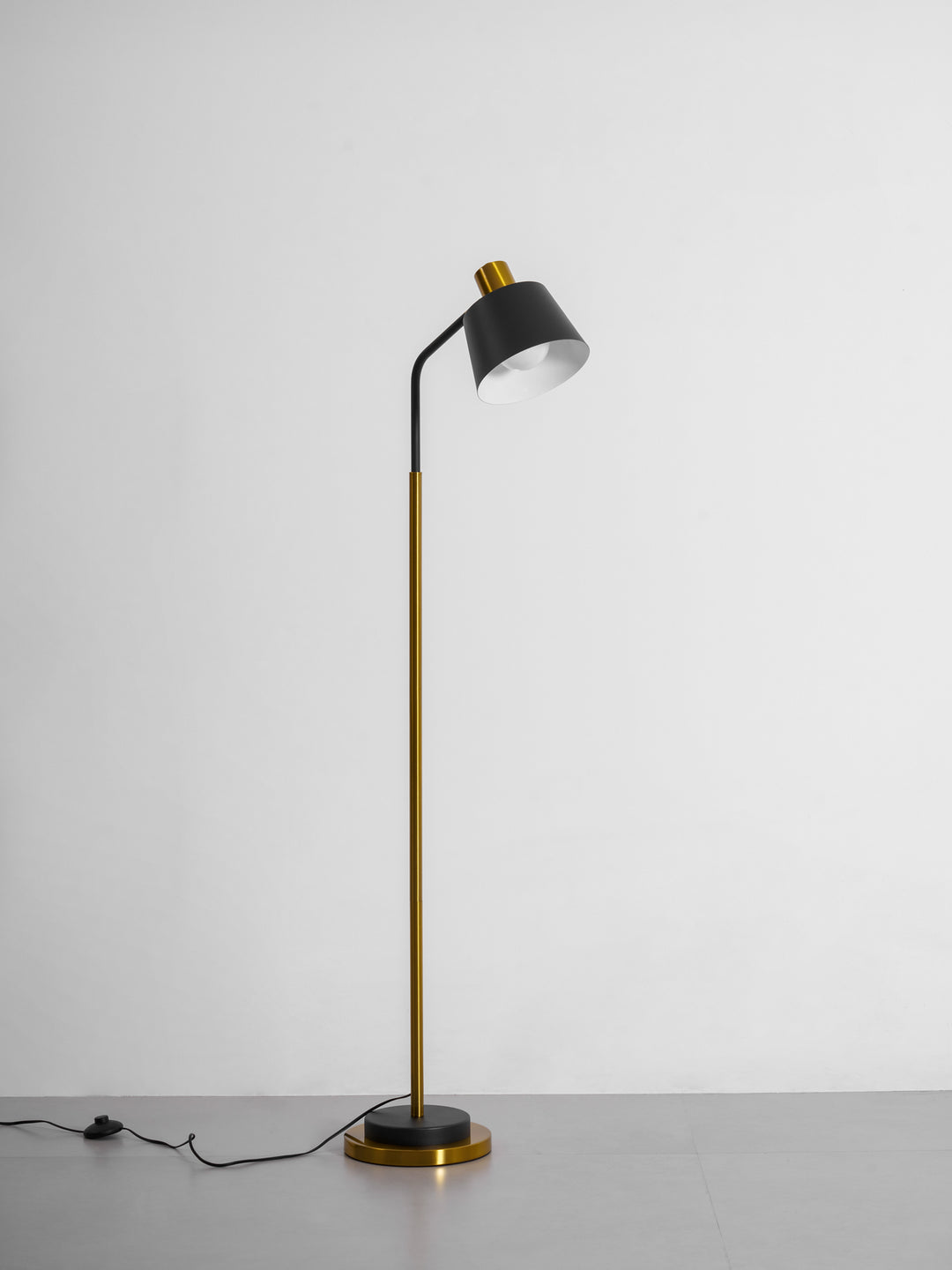 Emmental Floor Lamp - Vakkerlight
