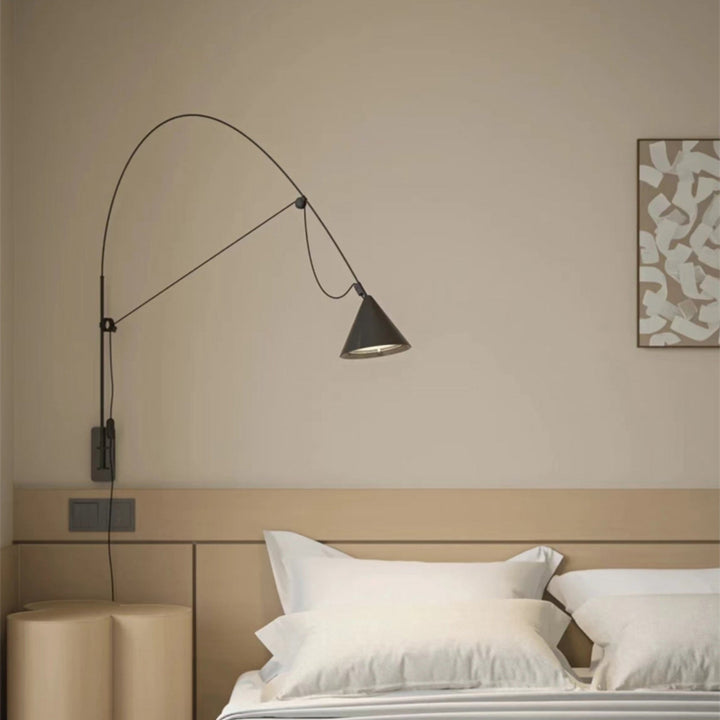 Ensure Arc Wall Lamp - Vakkerlight