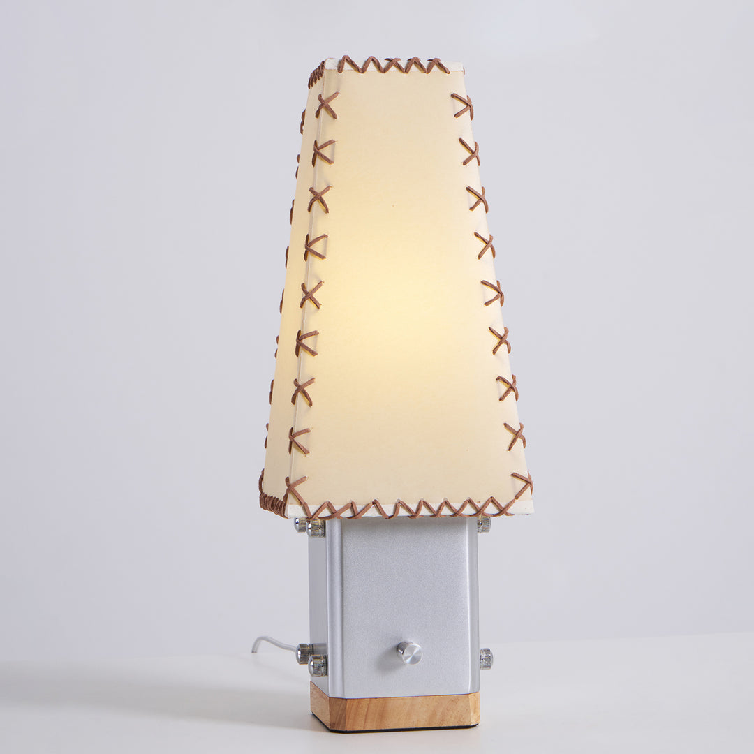 Estela Table Lamp - Vakkerlight