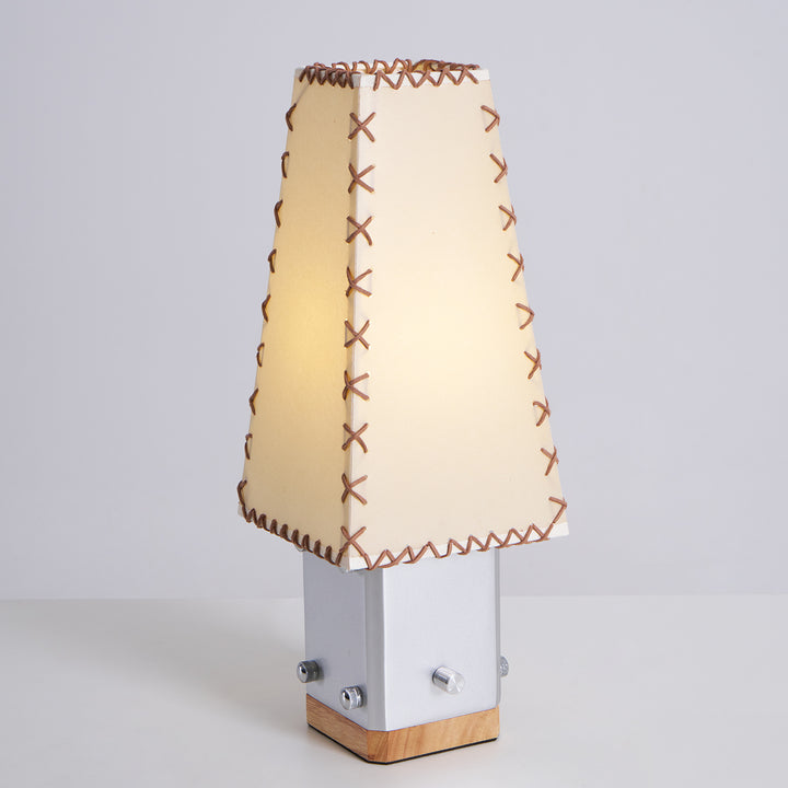 Estela Table Lamp - Vakkerlight