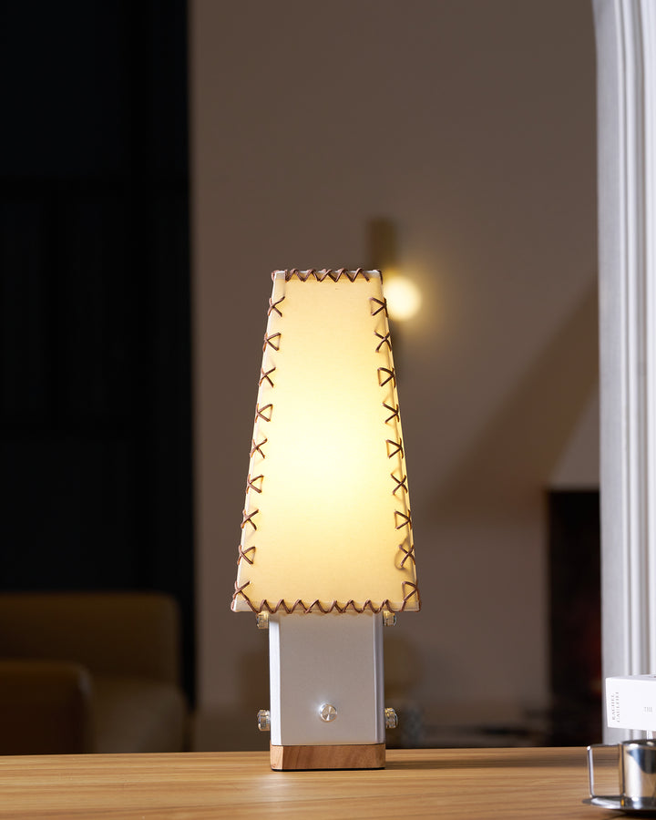 Estela Table Lamp - Vakkerlight