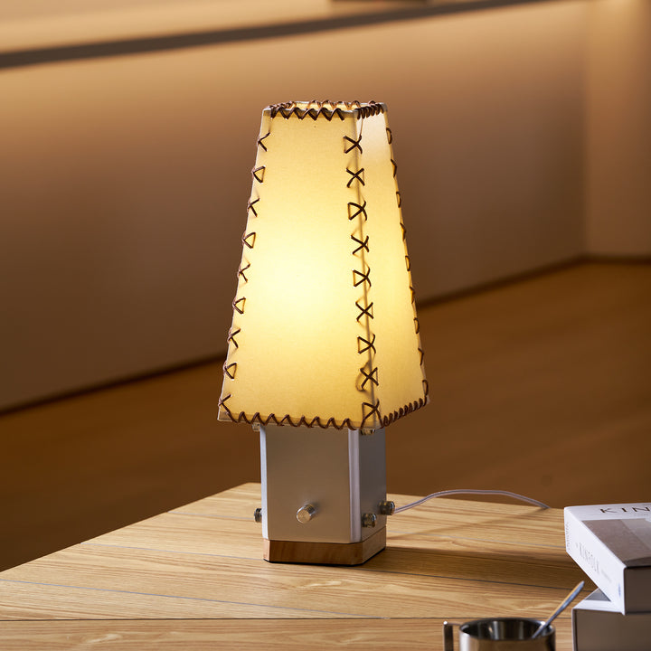 Estela Table Lamp - Vakkerlight