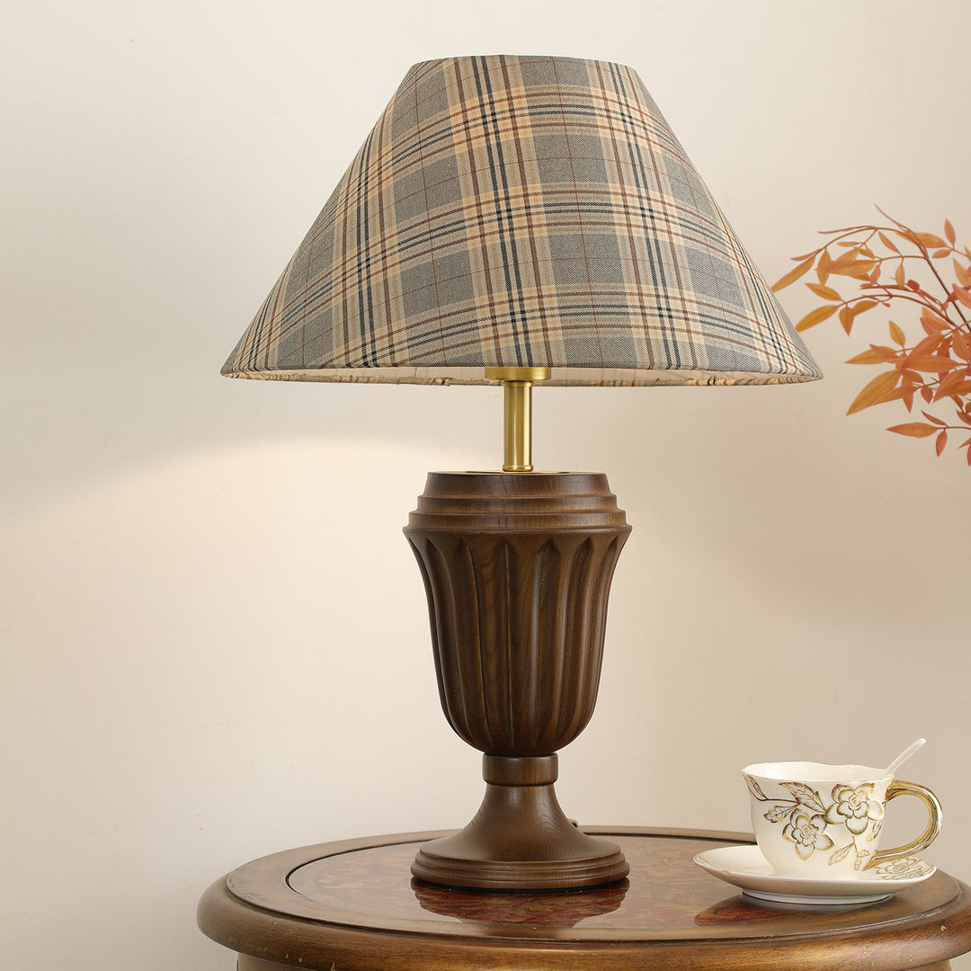 Evelyn Table Lamp