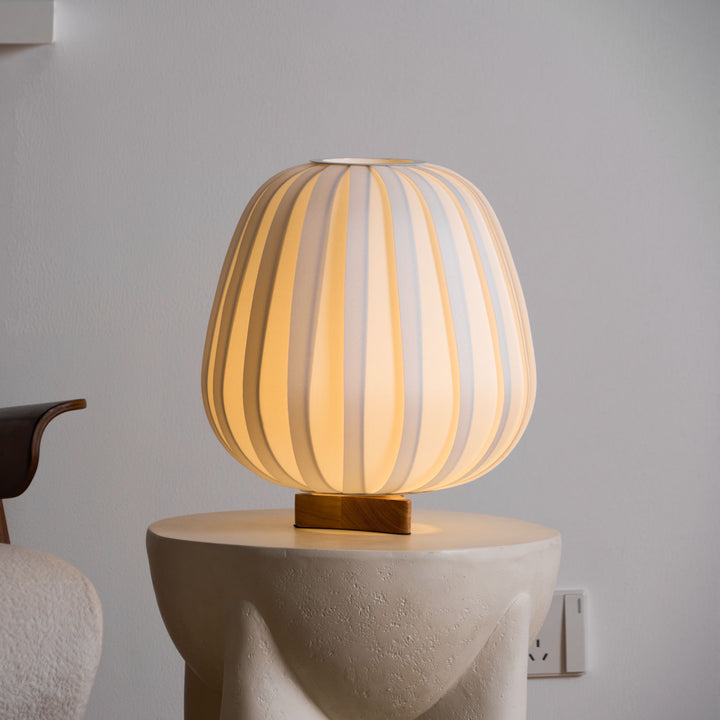Fabric Minimalist Table Lamp - Vakkerlight