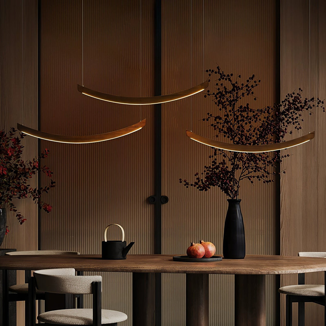 Felix Crescent Pendant Lamp - Vakkerlight