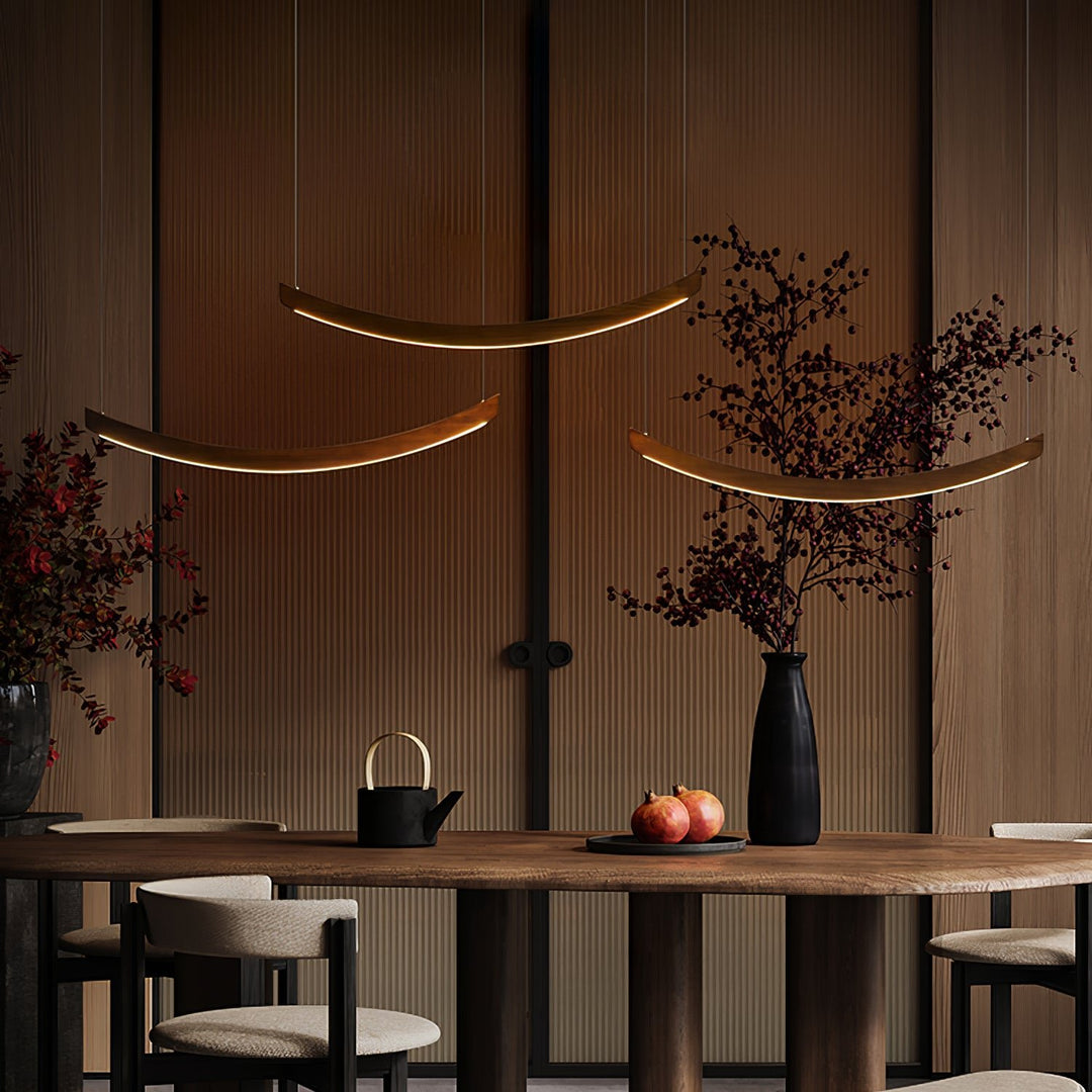 Felix Crescent Pendant Lamp - Vakkerlight