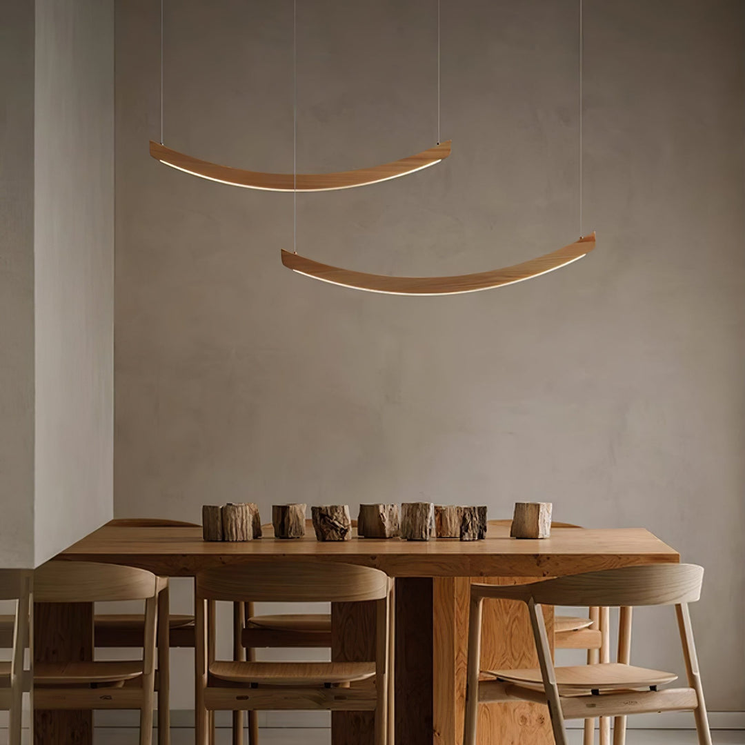 Felix Crescent Pendant Lamp - Vakkerlight