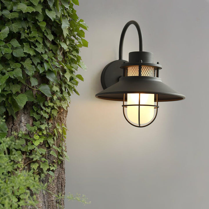 Felix Outdoor Wall Lamp - Vakkerlight