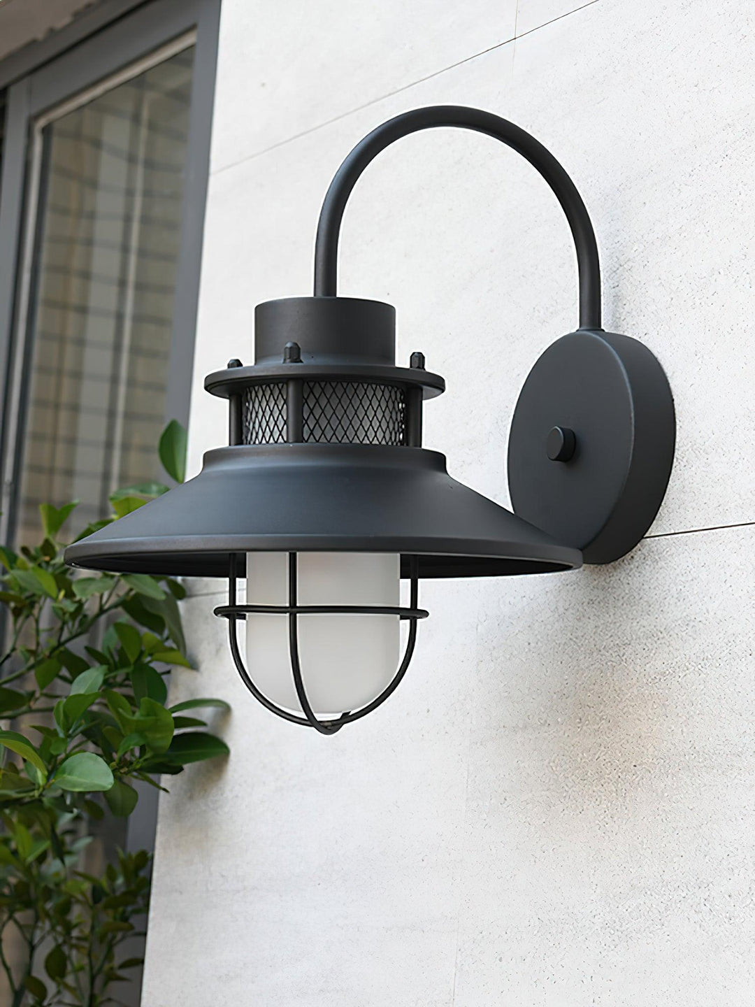 Felix Outdoor Wall Lamp - Vakkerlight