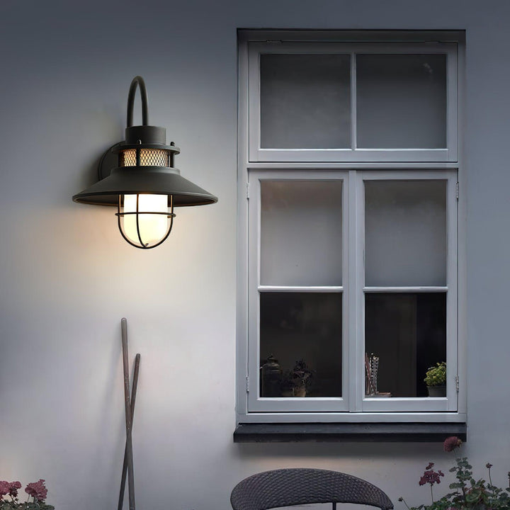 Felix Outdoor Wall Lamp - Vakkerlight