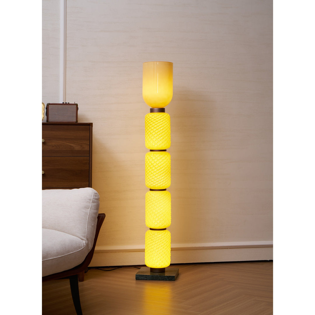 Ficupala Floor Lamp - Vakkerlight