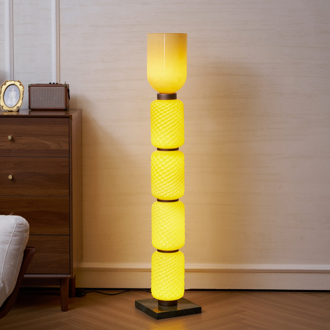 Ficupala Floor Lamp - Vakkerlight