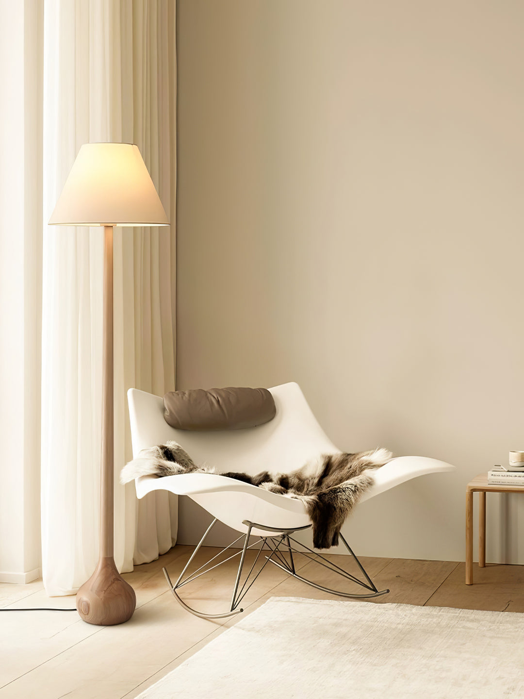 Final Strike Floor Lamp - Vakkerlight