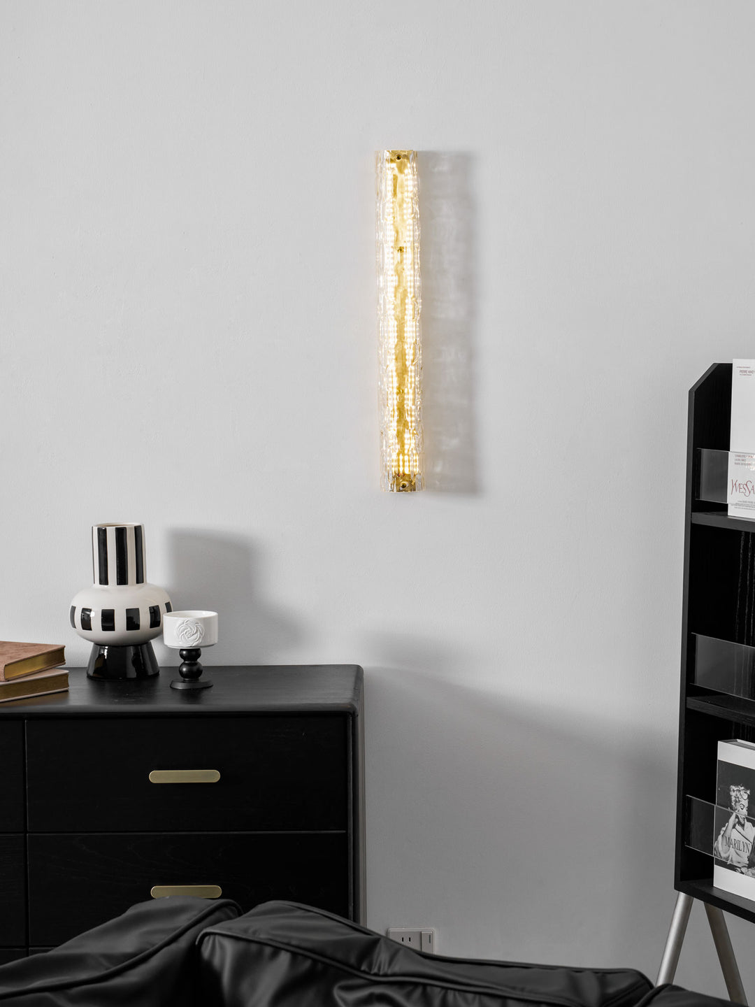 الفن التشكيلي الشمعدان